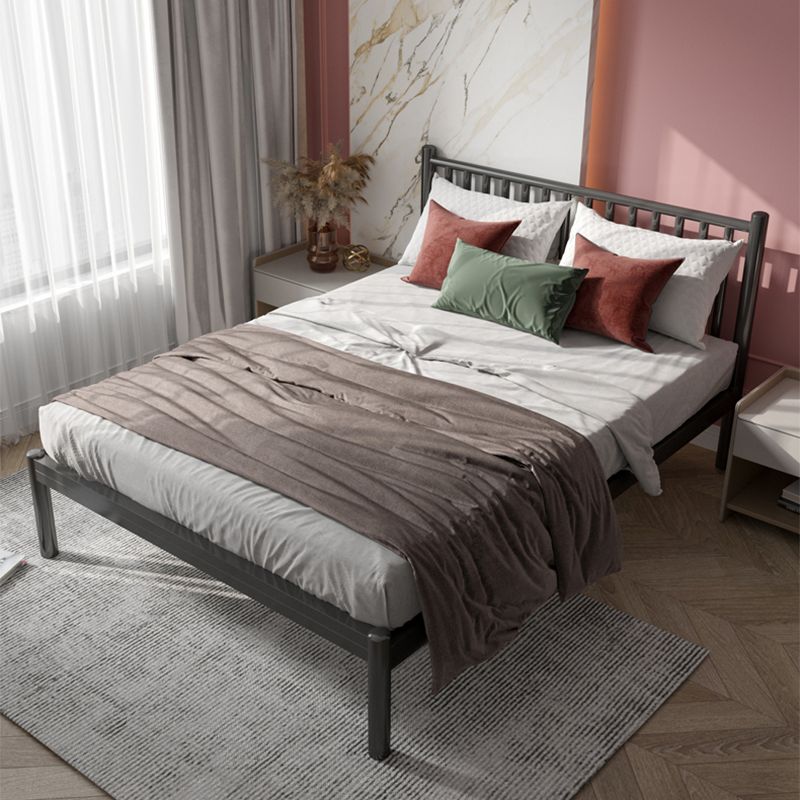 Queen Size Contemporary Metal Bed,40.15 " with Metal Legs Bed