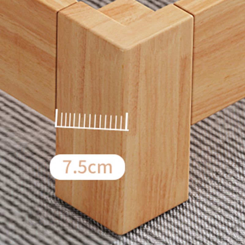 Letto in legno massiccio scandinavo senza testiera e letto a pedana