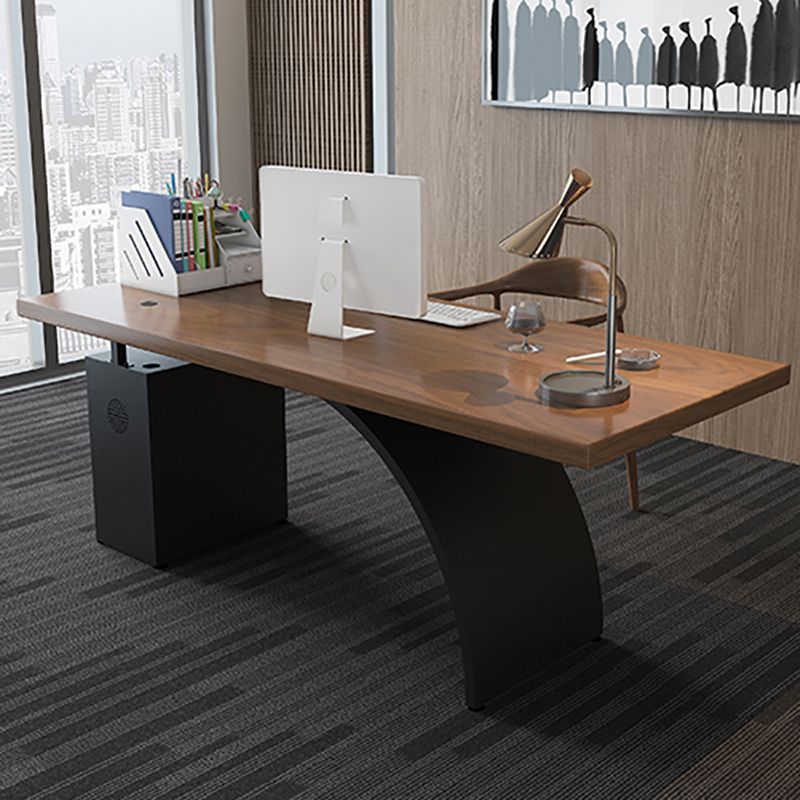 Scrivania marrone e nero da ufficio rettangolare scrivania in legno pino e metallo