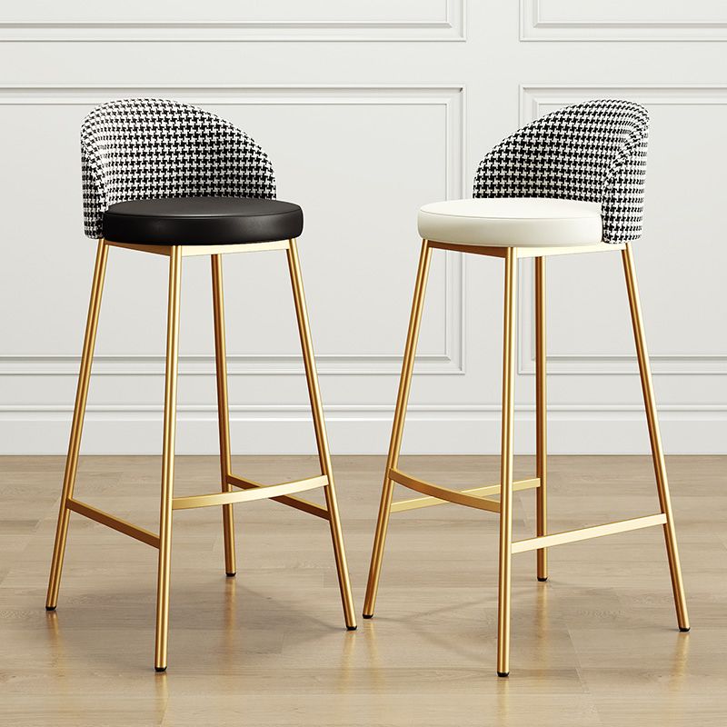 Scandinavian Style Bar-stool Round Leather Seat Counter Stool for Kitchen Clearhalo 'Bar Furniture' 'Bar Stools' 'bar_stools' 'furn' 'furn_bar_stools' 'furniture_bar_stools' 'Kitchen & Dining Furniture' 'kitchen&dining_furn' 'kitchen' 'kitchen_furn' Furniture' 1200x1200_336dc57c-157f-47bb-b3cf-c430ee728416