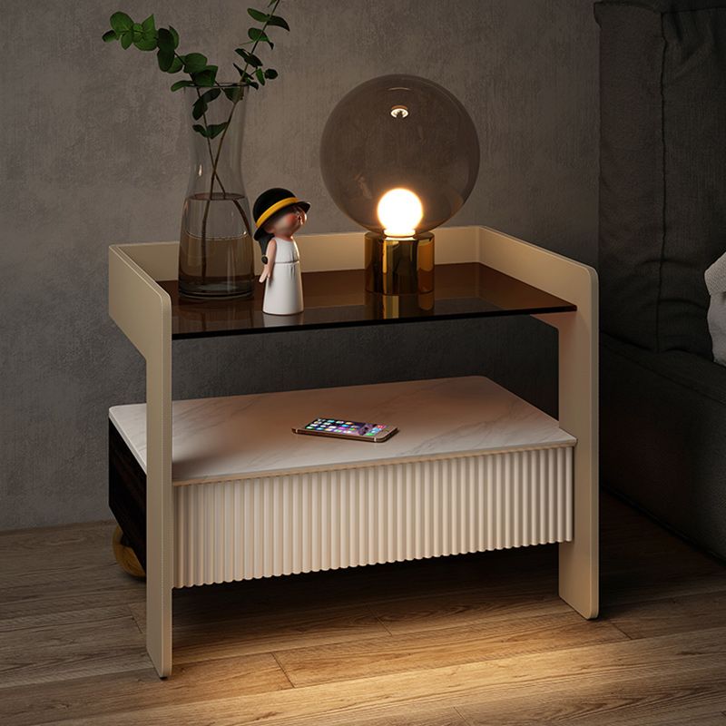 Holz Nachttisch oder Endtisch, 20 "hoher Nachttisch mit Beinen und Schublade