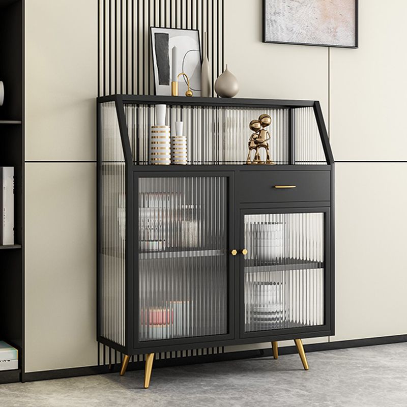 Server da pranzo con finitura opaca con gambe in metallo oro Sideboard moderno per sala da pranzo