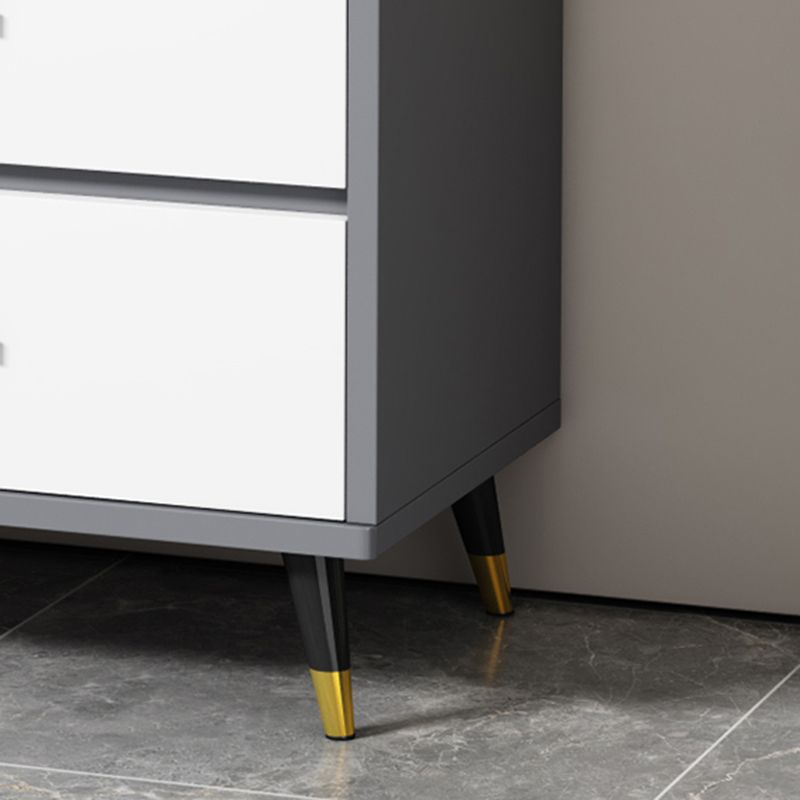 Cassettiera verticale per camera da letto Stone Glam con cassetti