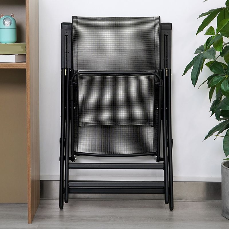 Reclinable estándar de rockero contemporáneo en reclinable de color sólido