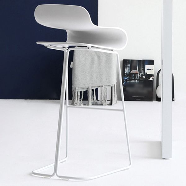Scandinavian Matte Finish Plastic Barstool Footrest Coffee Shop Stool Clearhalo 'Bar Furniture' 'Bar Stools' 'bar_stools' 'Furniture' 'furniture_bar_stools' 'Kitchen & Dining Furniture' 1200x1200_339dbec4-49c9-4f8d-a686-9337f1791220