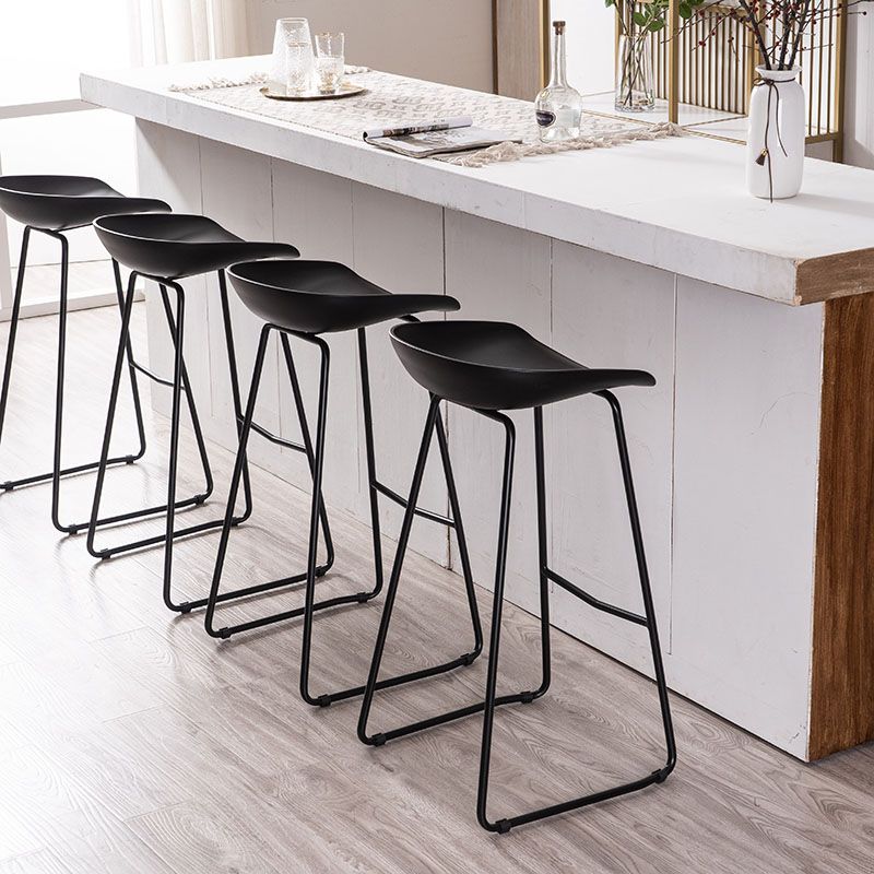Modern Armless Backrest Counter Stool Iron Milk Tea Shop Bar Stool with Plastic Seat Clearhalo 'Bar Furniture' 'Bar Stools' 'bar_stools' 'furn' 'furn_bar_stools' 'furniture_bar_stools' 'Kitchen & Dining Furniture' 'kitchen&dining_furn' 'kitchen' 'kitchen_furn' Furniture' 1200x1200_33b24c7a-f76a-498c-b38f-001e98b00f1f