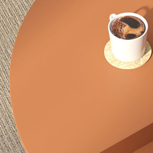 Tavolo da cocktail di ferro moderno di metà secolo con 3 gambe in metallo e top rotonda