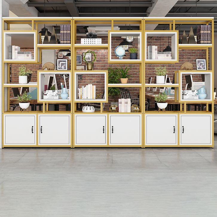 Metaal en houten open plank boekenkast etagere boekenplank voor studieruimte