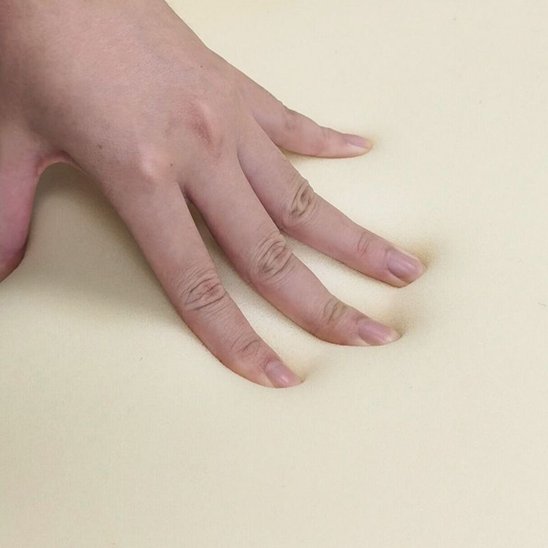 Sofá con brazo inclinado contemporáneo Sofá con respaldo apretado para sala de estar