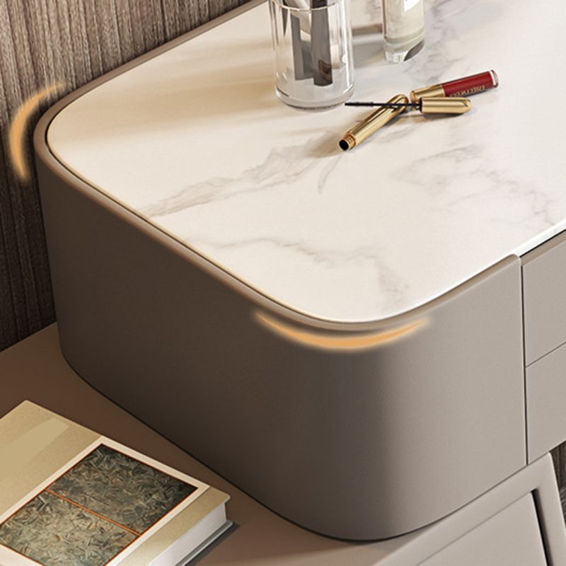 Luxurious 5 Storage Drawer Solid Wood Desk 31.5" Makeup Vanity Desk