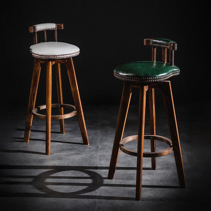 屋内のマット仕上げのモダンな木製バースツールファブリッククッション