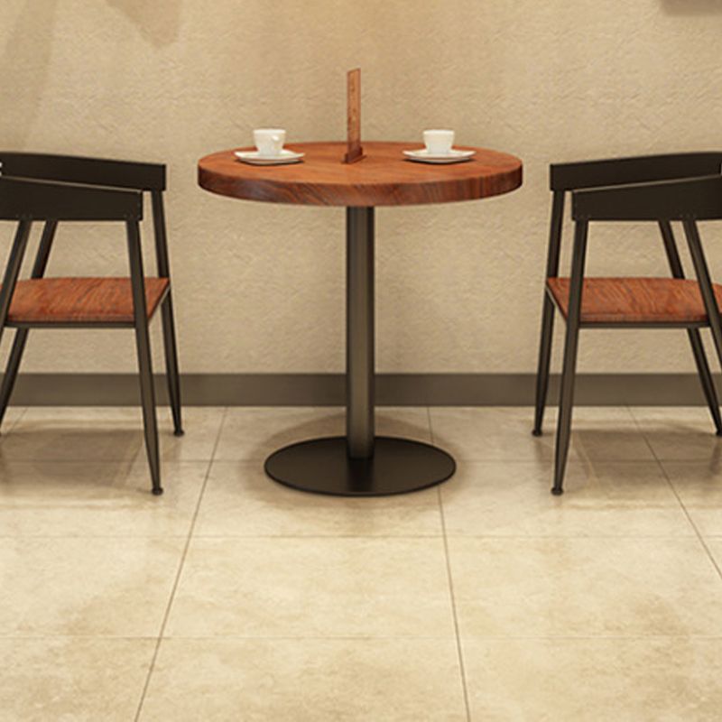 Moderne massief houten eettafel met ronde voetstuk eettafel voor thuisgebruik
