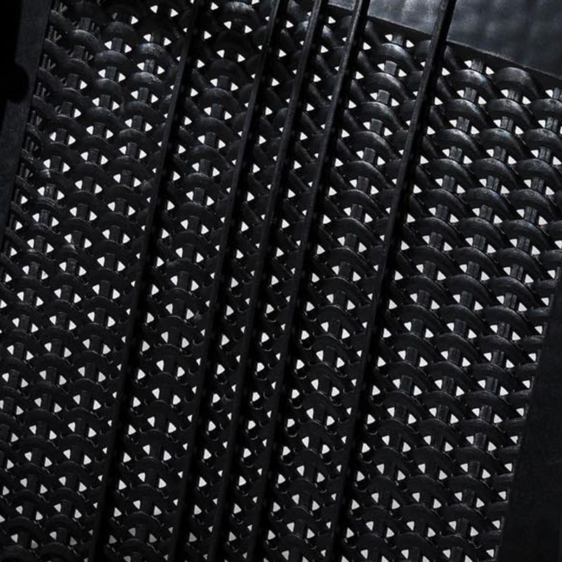 Modern Style Dining Chair Plastic Arm Chair with Plastic Legs for Kitchen