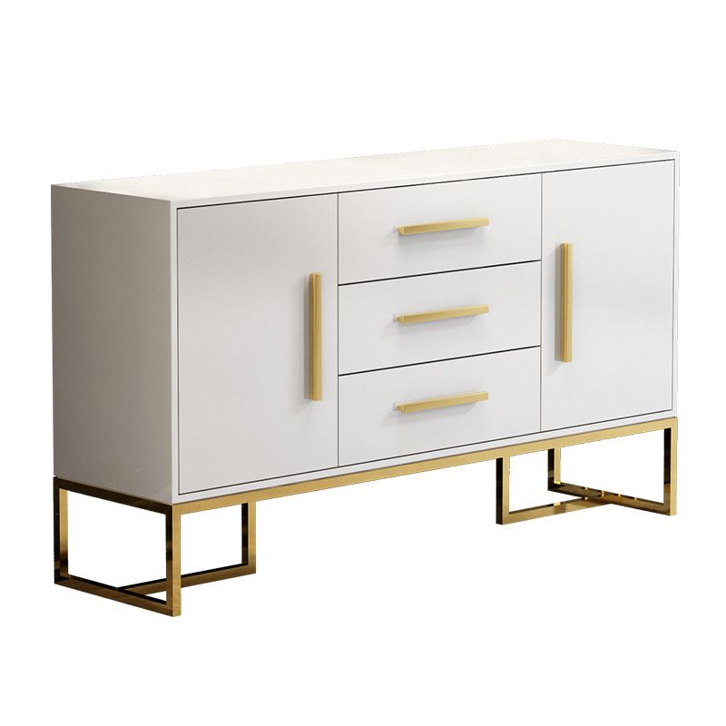 Credenza con counterne in vetro in legno ingegnerizzato a 3 cassetti per la sala da pranzo