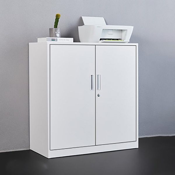 Gabinete industrial Cajones de bloqueo de metal y estantes de almacenamiento Archivo