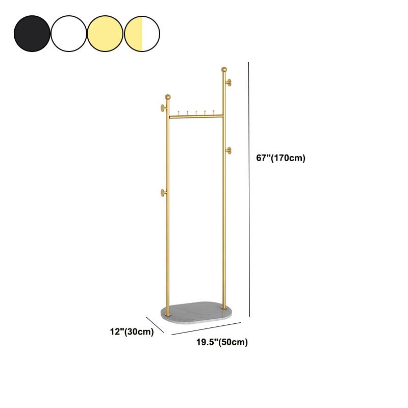 Ganci metallici della sala contemporanea non includevano un rivestimento per cappotti indipendenti