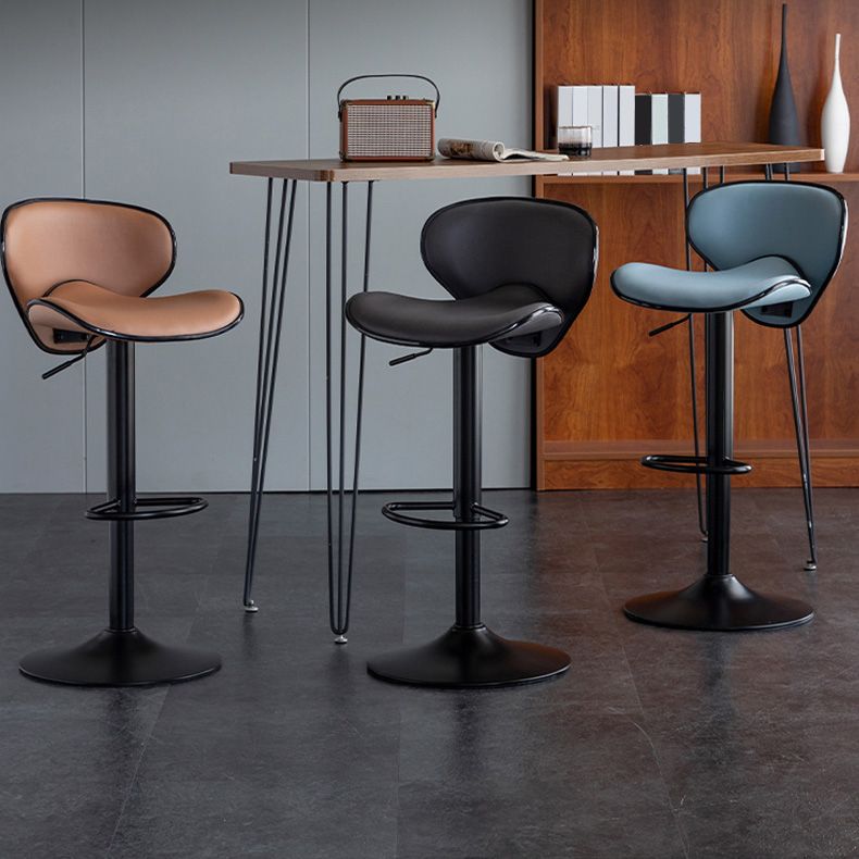 Scandinavian Metal Stool Fabric Upholstered Round Seat Counter Stool in Matte Finish Clearhalo 'Bar Furniture' 'Bar Stools' 'bar_stools' 'furn' 'furn_bar_stools' 'Furniture' 'Kitchen & Dining Furniture' 1200x1200_357ba91d-ea36-4265-a575-cd4e977c795a