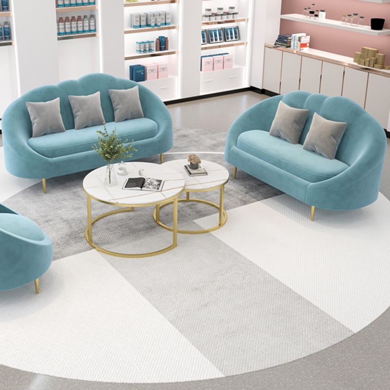 Canapé canapé incurvé contemporain en velours canapé de bras en pente pour le salon