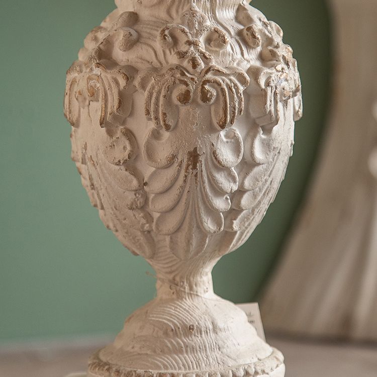 Rustic Style Side End Table Pedestal Distressed Round Sofa Side Accent Table Clearhalo 'Coffee & Accent Tables' 'End & Side Tables' 'end_side_tables' 'furn' 'furn_end_side_tables' 'Furniture' 'Living Room Furniture' 1200x1200_3598d58b-3257-44b0-b9c5-72af1a7f2883