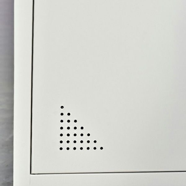 Moderner Stil grauer Aufbewahrungsschrank mit Scharnier -Türen Metallschrank für Badezimmer