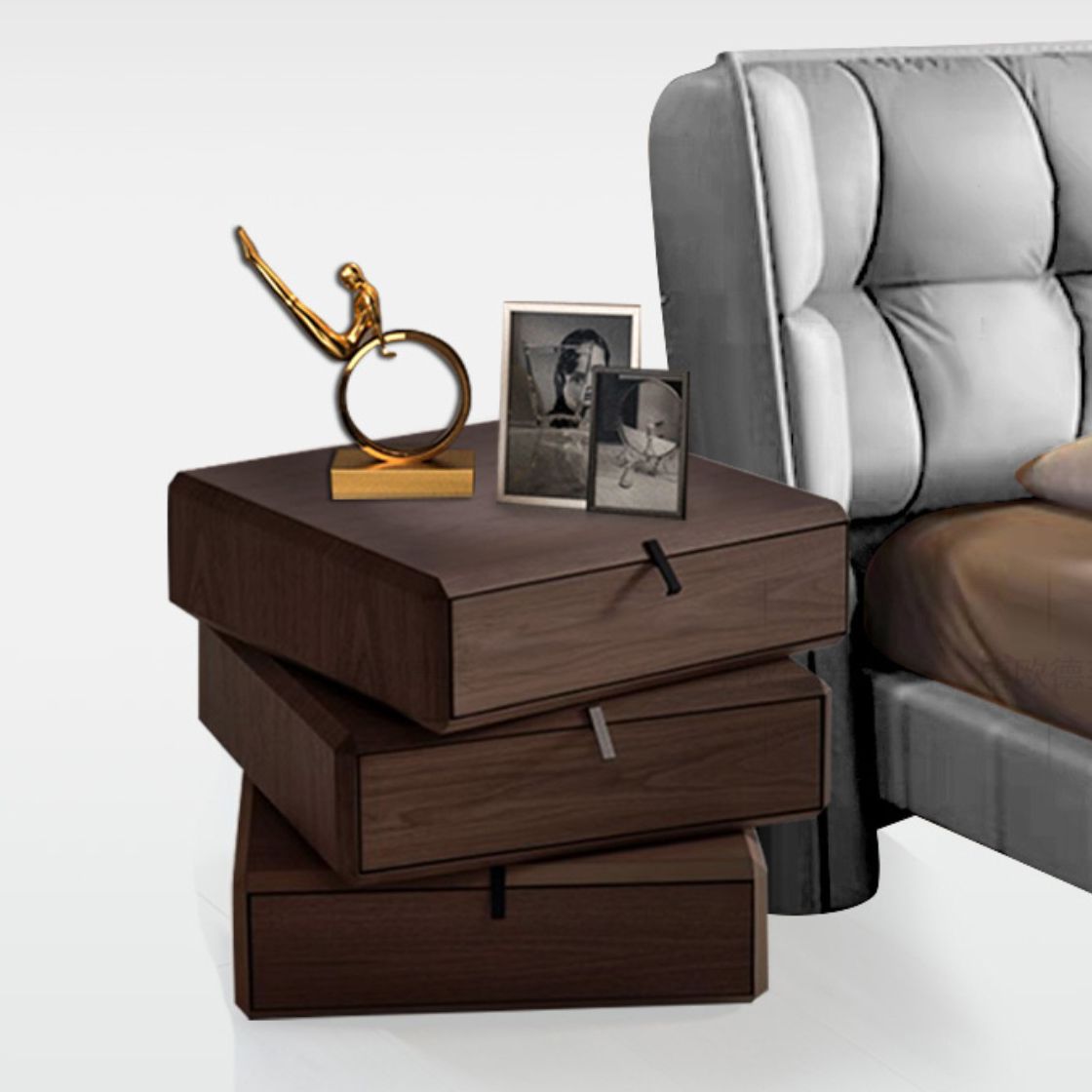 Nightand de table à accent en bois massif moderne 19 "de haut avec 3 tiroirs