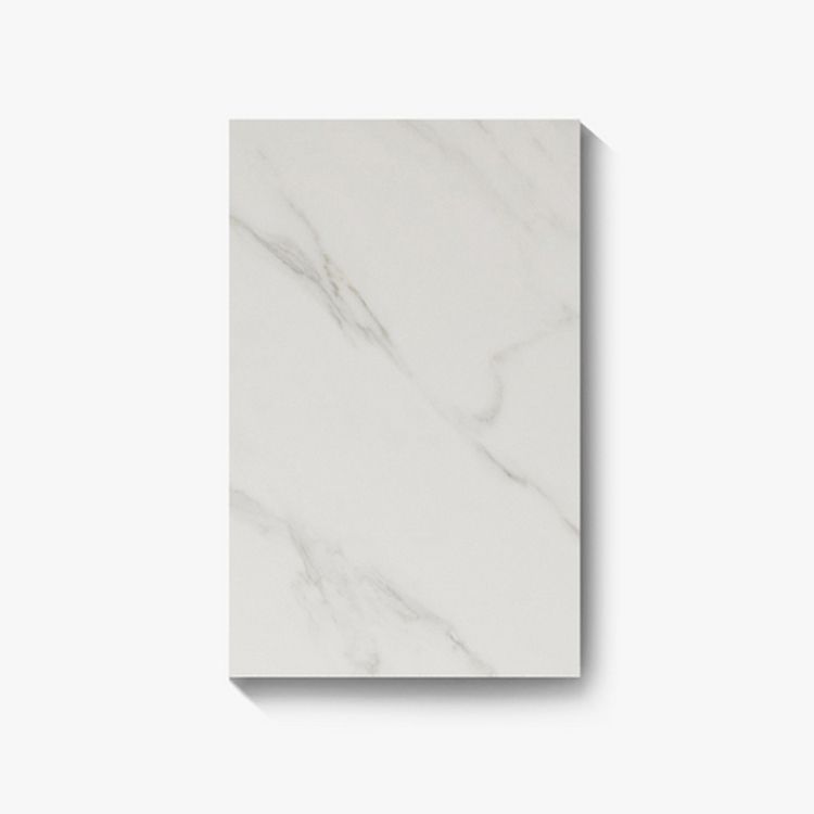 Tavolo da pranzo in metallo in pietra in pietra sinterizzato moderno con sedie