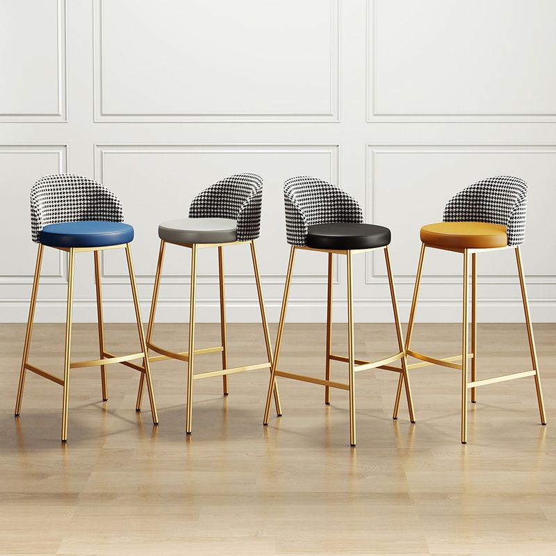 Scandinavian Style Bar-stool Round Leather Seat Counter Stool for Kitchen Clearhalo 'Bar Furniture' 'Bar Stools' 'bar_stools' 'furn' 'furn_bar_stools' 'furniture_bar_stools' 'Kitchen & Dining Furniture' 'kitchen&dining_furn' 'kitchen' 'kitchen_furn' Furniture' 1200x1200_363a7812-2f7b-4eb7-a1e9-e52dc3b46879