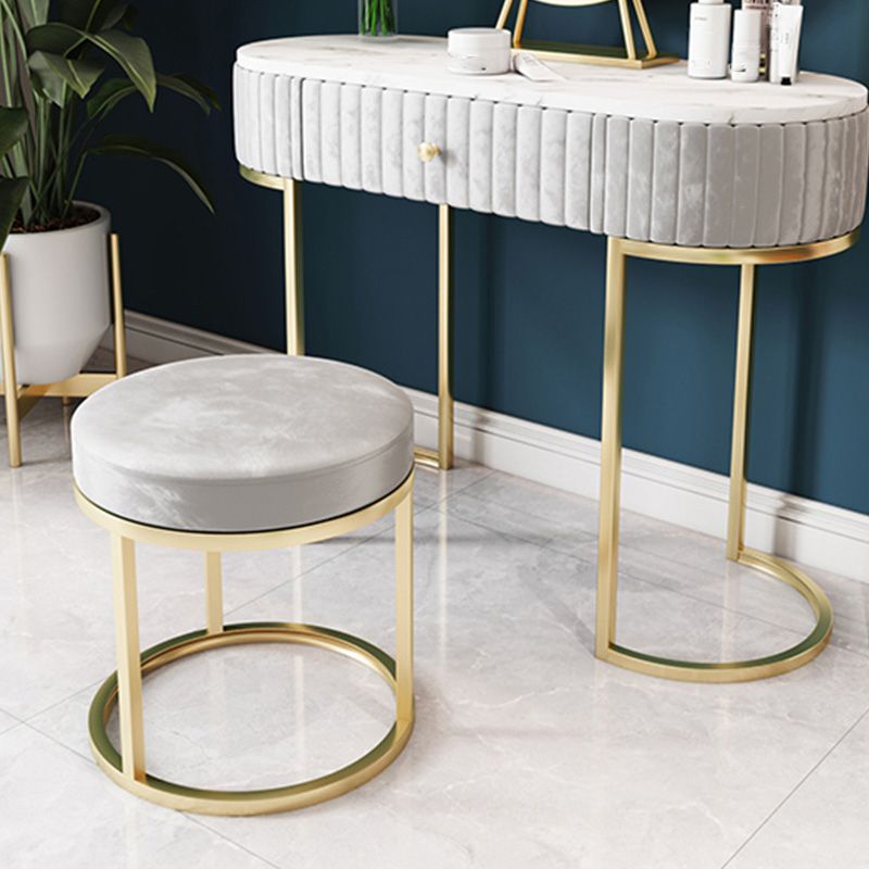 Solid Color Flannel Standard Stool Modern Simple Round Footstool Clearhalo 'furn' 'furn_ottomans_poufs' 'Furniture' 'Living Room Furniture' 'Ottomans & Poufs' 'ottomans_poufs' 1200x1200_3665d81a-0d4f-410a-bcae-a93876efac36