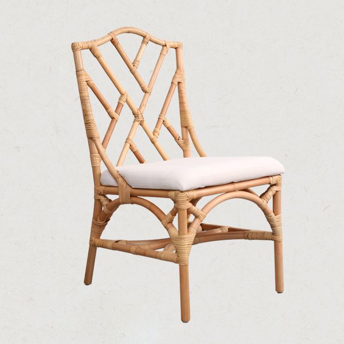 Moderne overdekte rieten kruisback -bekledde eetkamerstoel