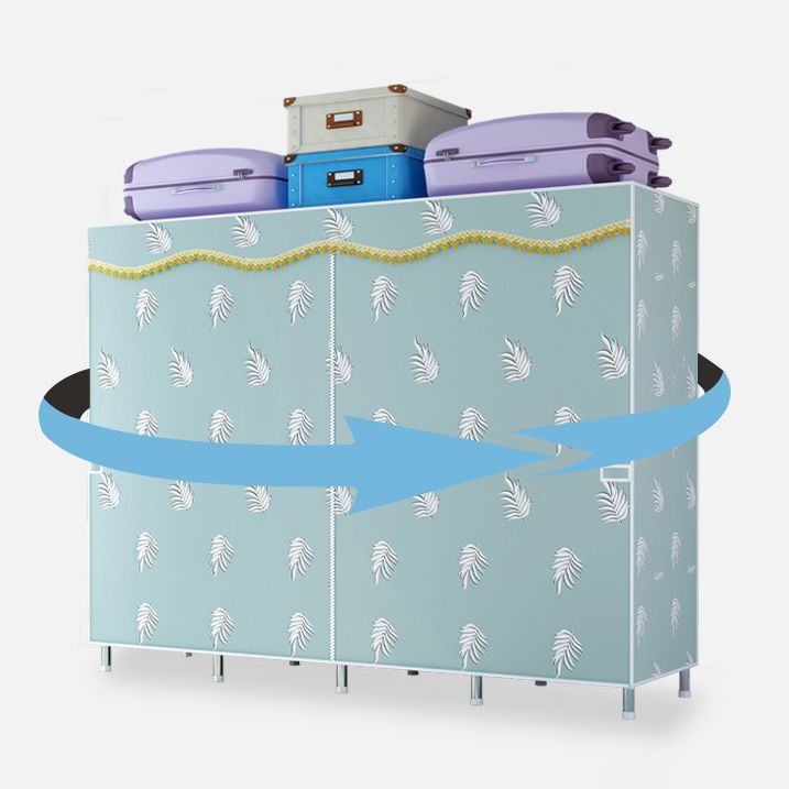 Eigentijdse garderobe -armoire met metalen garderobe kast van de benen