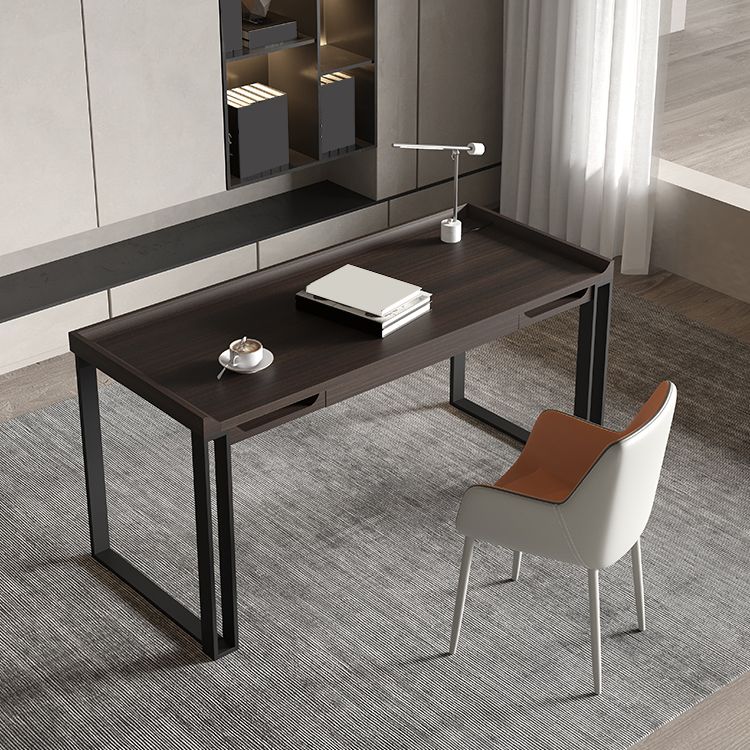 Rechteckiger zeitgenössischer Schreibtisch konstruiertes Holzbüroschalter mit Beinen