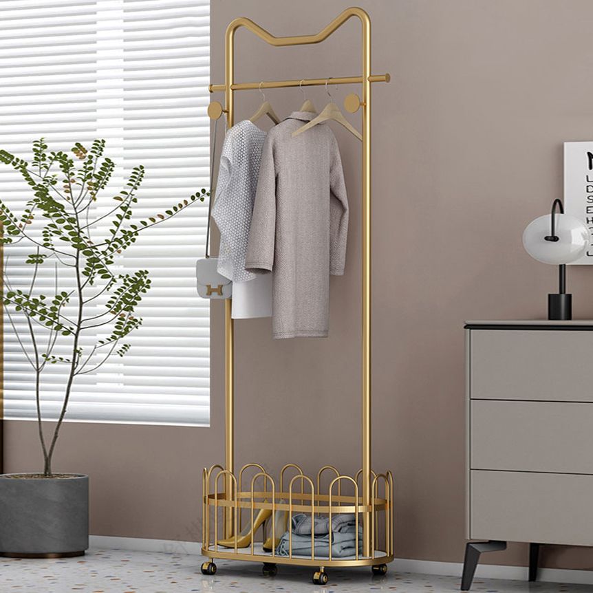 Zeitgenössische Schicht -Rack -Kleiderhaken Metallbedeckungsregal mit Lagerung