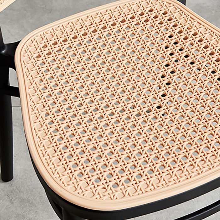 Contemporary Bar and Counter Stool Rattan Full Back Stool with 4 Legs Clearhalo 'Bar Furniture' 'Bar Stools' 'bar_stools' 'furn' 'furn_bar_stools' 'Furniture' 'furniture_bar_stools' 'Kitchen & Dining Furniture' 1200x1200_36ecd6f4-1696-45a9-a701-dde22f4081f1