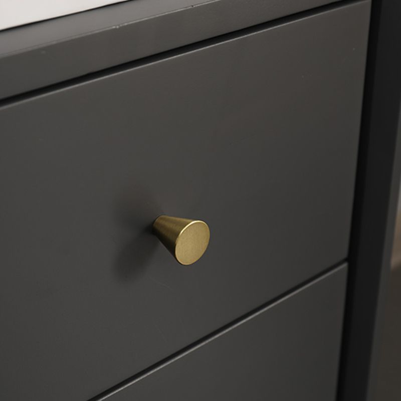 29 "H引き出しストレージナイトスタンドモダンソリッドウッドの脚が含まれているナイトテーブル