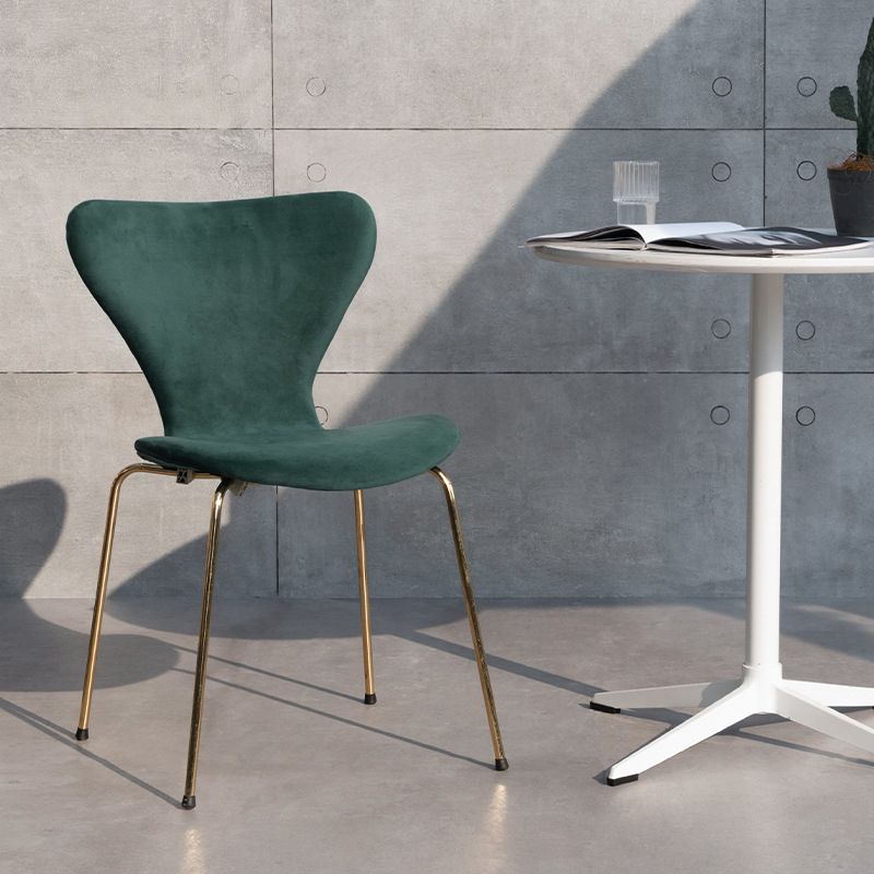 Restaurant Scandinavian Velvet Side Chair Matte Finish Wingback Dining Chair Clearhalo ' kitchen&dining_furn' 'Dining Chairs' 'Dining Tables & Seating' 'dining_chair' 'furn' 'furn_dining_chair' 'Furniture' 'furniture_dining_chair' 'Kitchen & Dining Furniture' 'kitchen' 1200x1200_37c91c84-65b7-4839-a3ee-e4f97d68c009