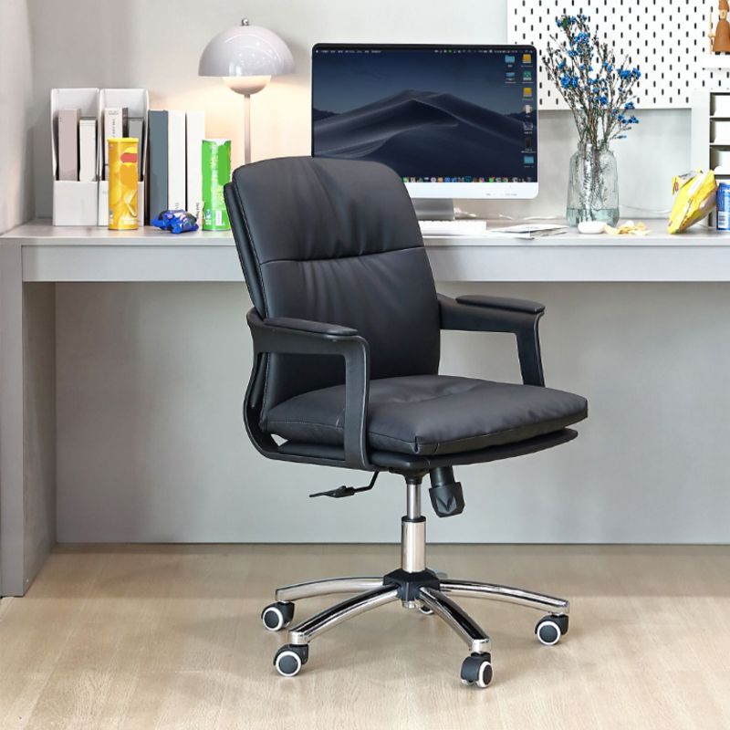 Black Modern Leather Office Chair Adjustable Seat Height Fixed Arms with Wheels Clearhalo 'furn' 'furn_office_chair' 'Furniture' 'Office Chairs' 'Office Furniture' 'office_chair' 1200x1200_37d2754f-a3e9-4514-bb62-3da0ae9c688f