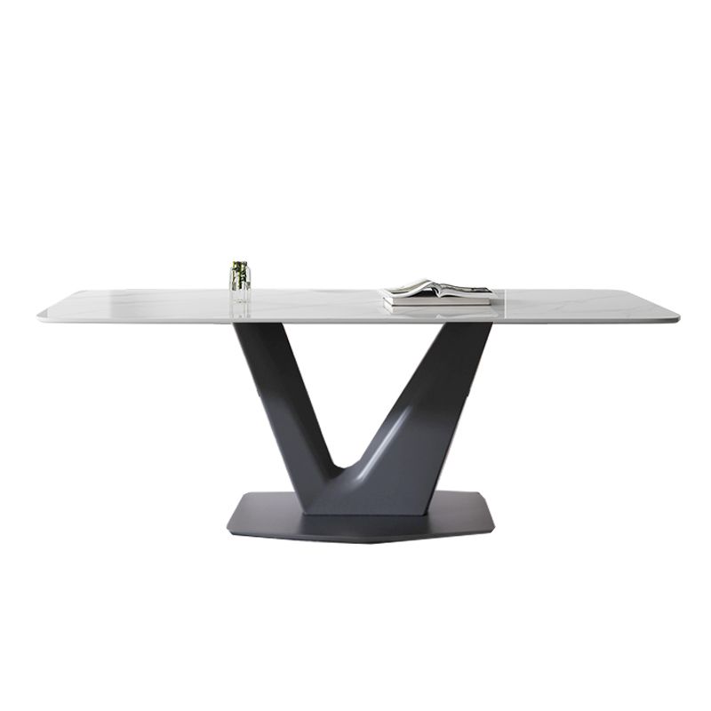 Tavolo da pranzo in metallo in pietra in pietra sinterizzato moderno con sedie