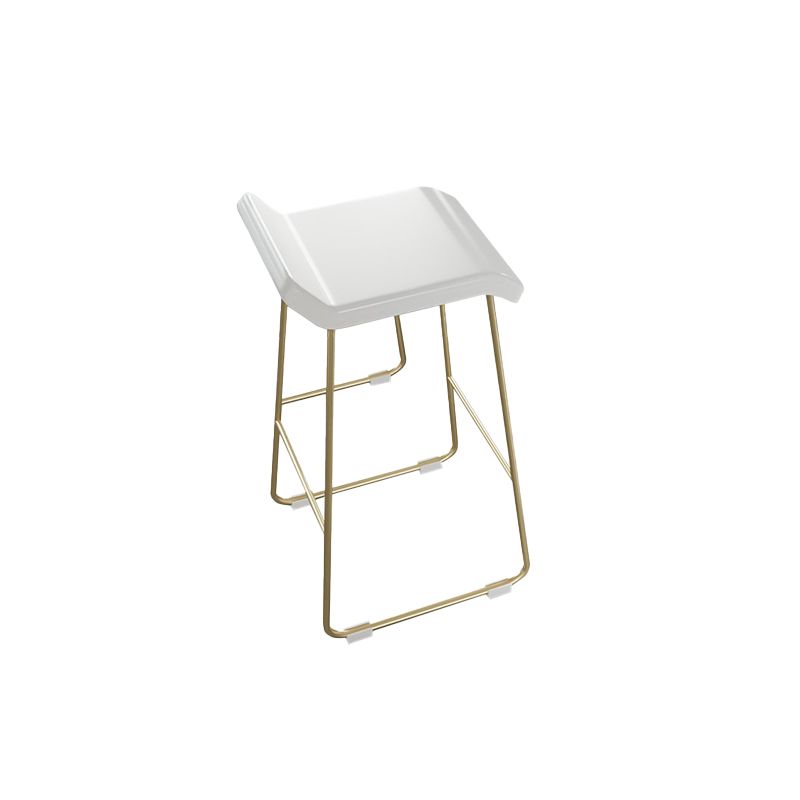 PUレザーバースツールインダストリアルメタルアームレスバースツールとフットレスト