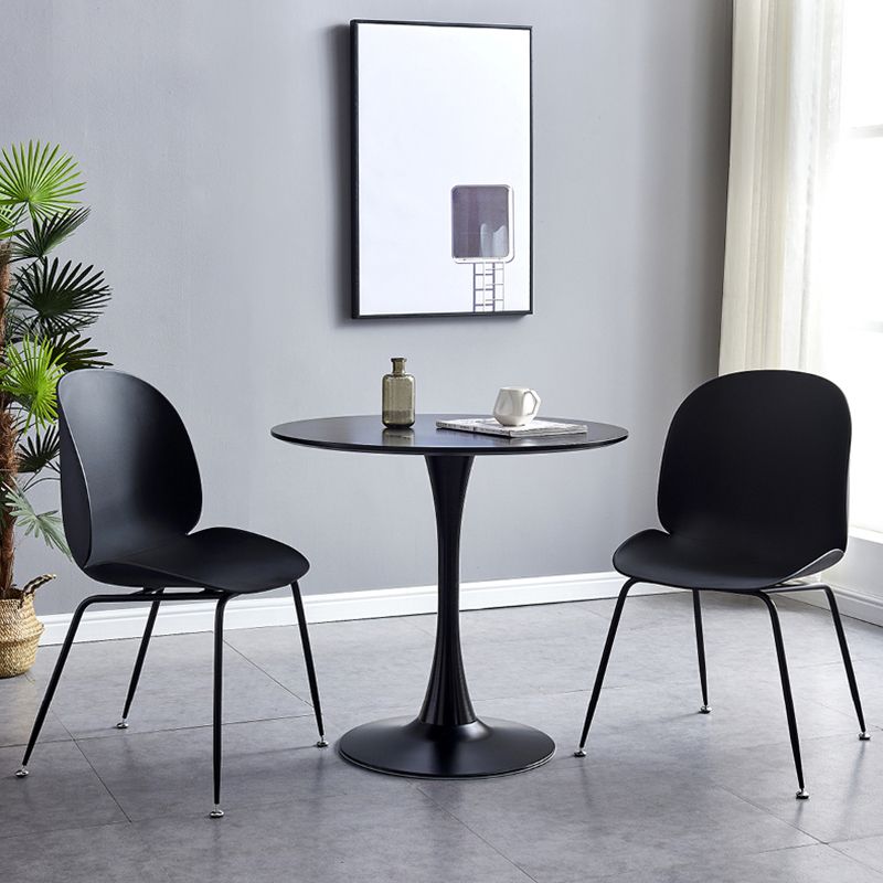 Round Modern Style Solid Wood Dining Table Dining Furniture with Tulip Base Clearhalo ' dining_table' 'Dining Tables & Seating' 'Dining Tables' 'furn' 'furn_dining_table' 'Furniture' 'furniture_dining_table' 'Kitchen & Dining Furniture' 'kitchen&dining_furn' 'kitchen' 'kitchen_dining_table' 1200x1200_396ebd5a-828e-4a08-84db-9b6dd96ecd02