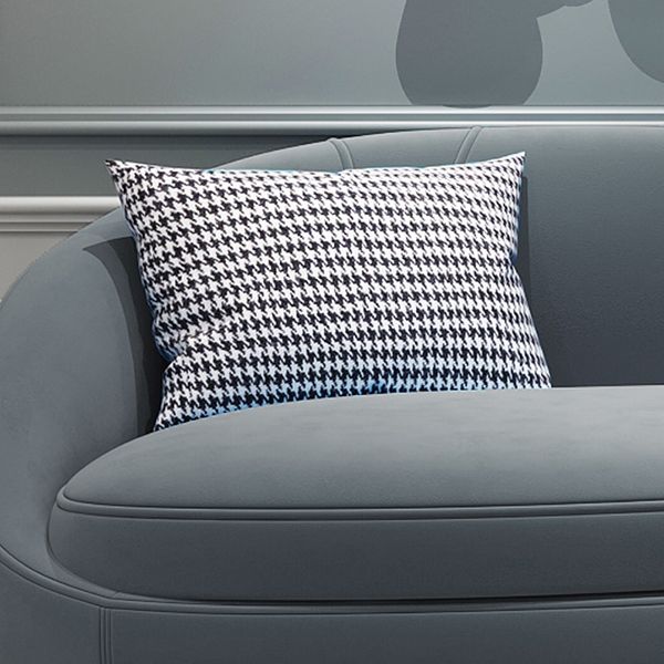 Scandinavische effen kleur fluweel getufte chaise stoel met gerolde armen