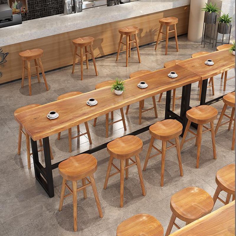 Pine Wood Bar Table Industrial Rectangle Bar Table with Black Trestle Base Clearhalo 'Bar Furniture' 'Bar Tables' 'bar_tables' 'furn' 'furn_bar_tables' 'Furniture' 'furniture_bar_tables' 'Kitchen & Dining Furniture' 1200x1200_39e41281-19b5-4d77-9f2a-3d33a6bdd16a