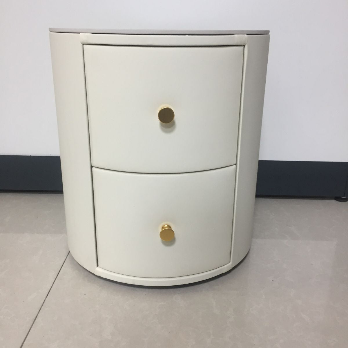 Glam Night Tisch Kunstleder und echter Marmor -Nachtschrankschubladen enthalten