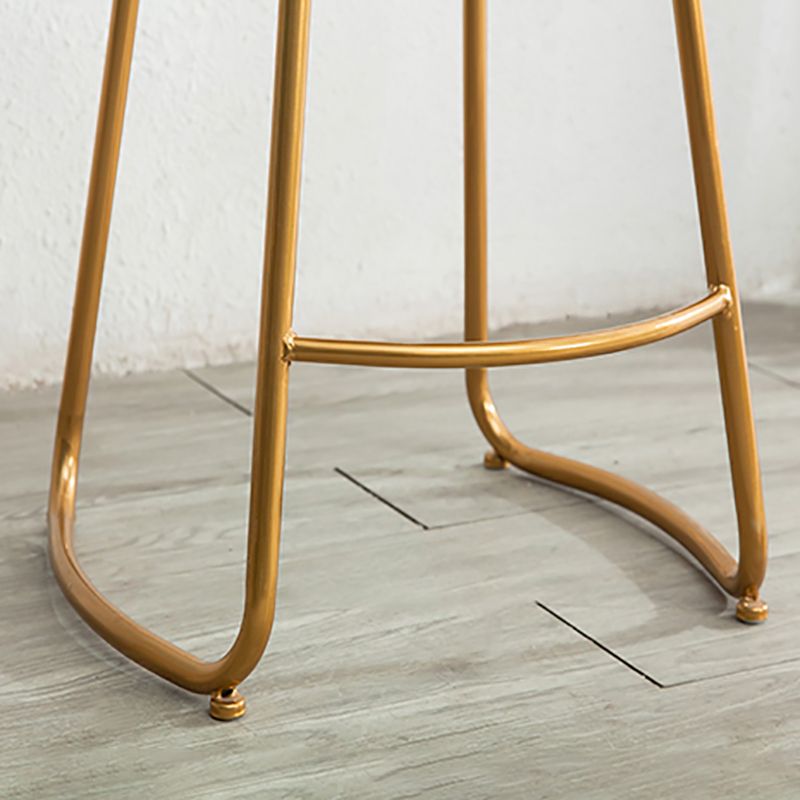 Modern Armless Backless Counter Stool Iron Bar Stool with Wooden Seat for Indoor Clearhalo 'Bar Furniture' 'Bar Stools' 'bar_stools' 'furn' 'furn_bar_stools' 'Furniture' 'Kitchen & Dining Furniture' 1200x1200_3a0dfe3b-5249-4f80-a5f4-7fbde508b713