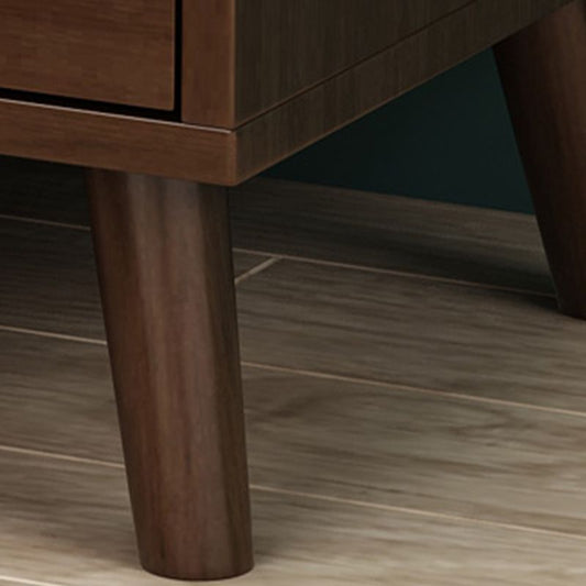 Mesa de noche de madera sólida.