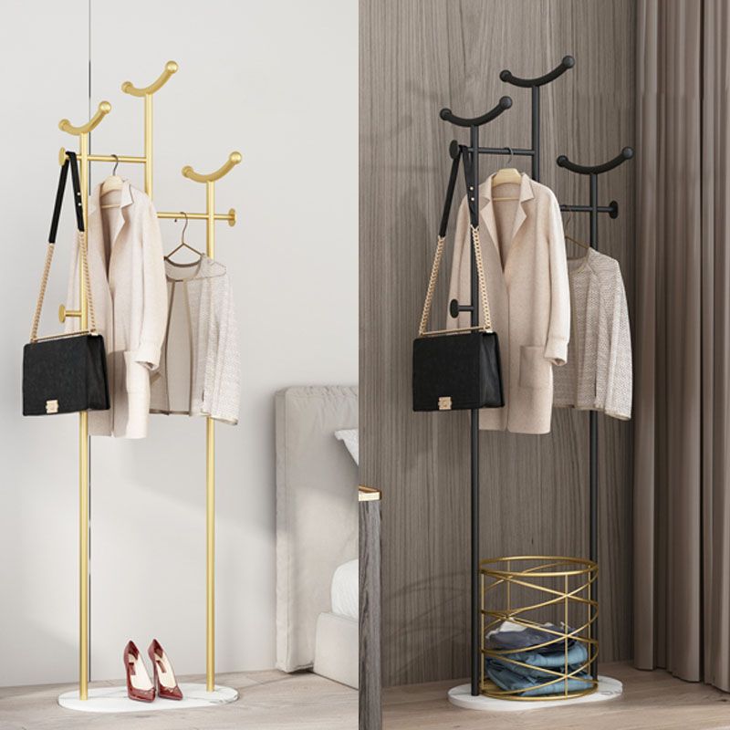 Wunderschöner Metallbeschattierungs -Rackkorb Vorratskleider Rack mit Kleiderhaken