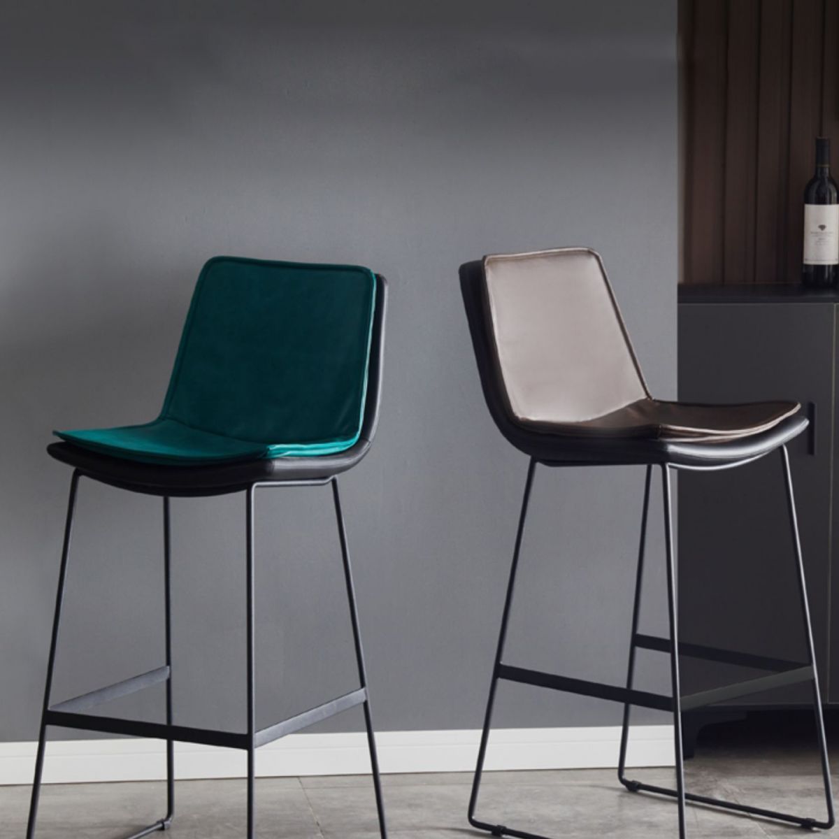 Modern Upholstered Low Back Armless Bar Stools with Metal Base Clearhalo 'Bar Furniture' 'Bar Stools' 'bar_stools' 'furn' 'furn_bar_stools' 'Furniture' 'Kitchen & Dining Furniture' 1200x1200_3a6d122e-6562-486a-a2ae-341dbda35d64