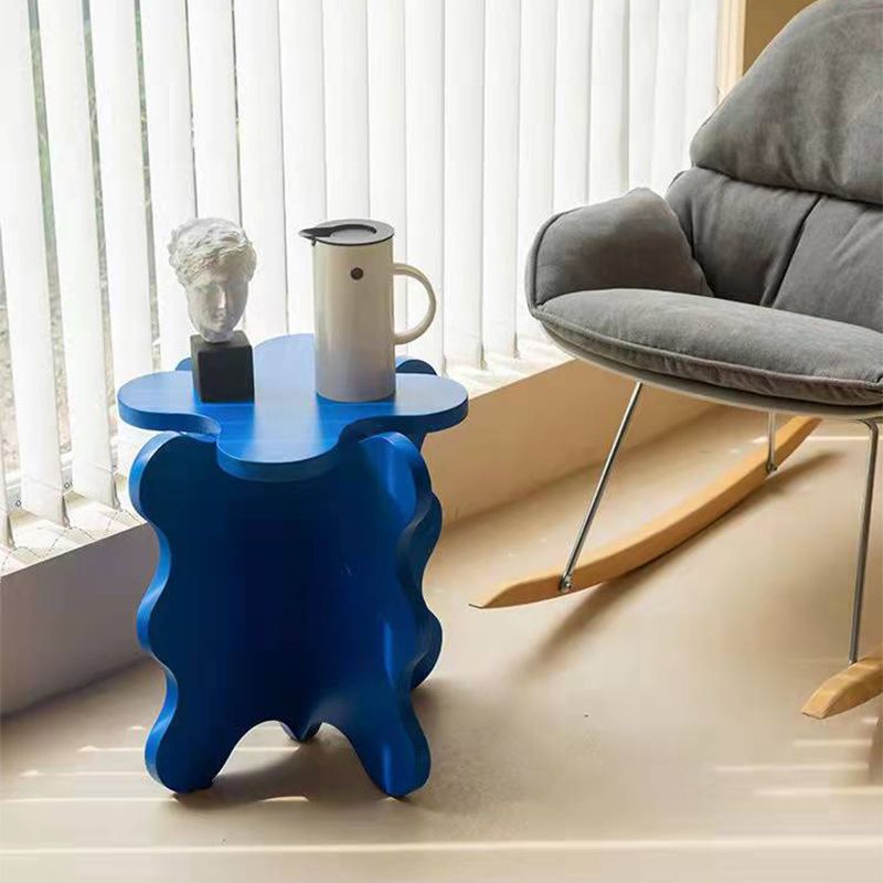 モダンなスタイルの不規則なサイドテーブルフェイクウッドエンドテーブルセット