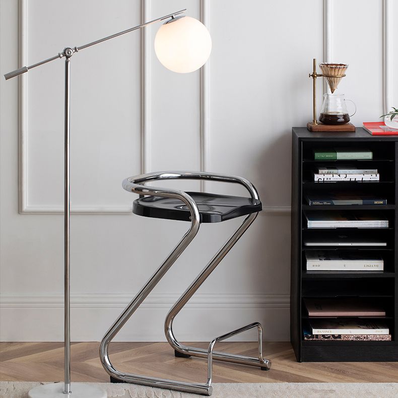 Eigentijdse lage rug 27-inch armloze barkruk met metalen basis