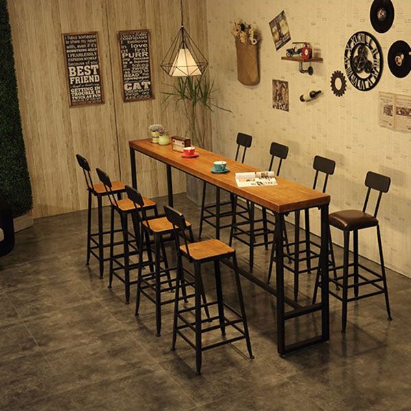 Tavolo da bar rettangolo superiore in legno di pino tavolo da bistrot industriale con base di cavalletto in nero