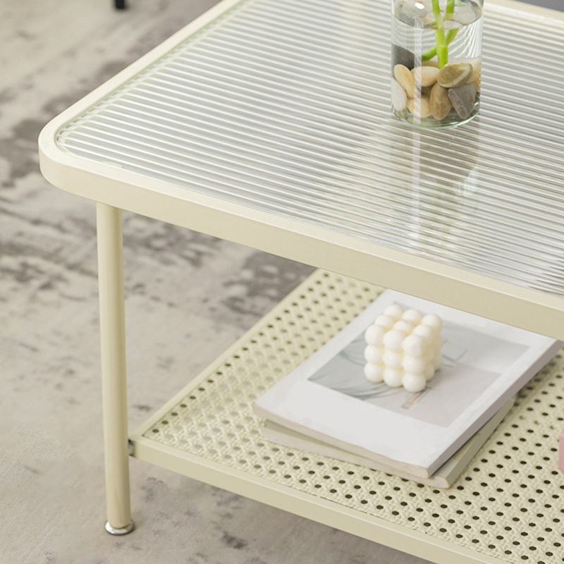 Eigentijdse rechthoekige salontafel met glazen blad en 1 plank